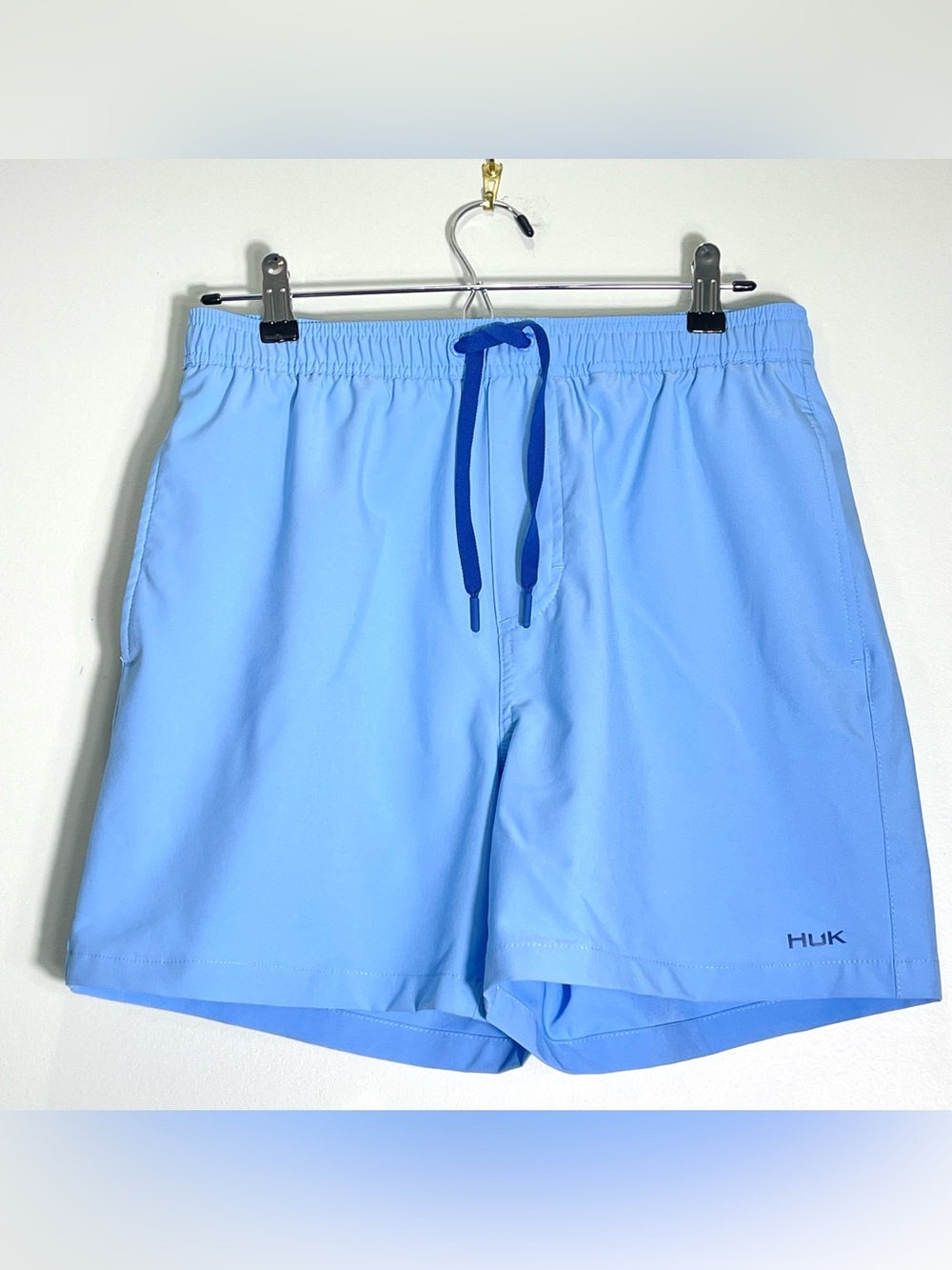 HUK Men's Pursuit Volley Swim Trunks Performance Mesh Lined Light Blue Sz Medium